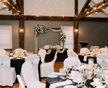 Elmhurst_Inn-wedding-Ashlee_Ellison