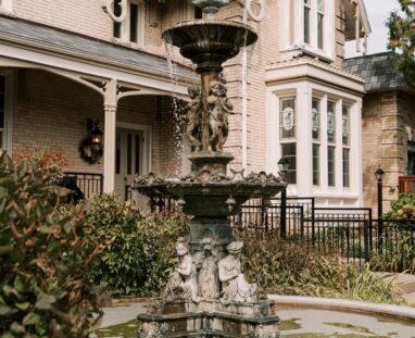 Elmhurst_Inn-Ashlee_Ellison