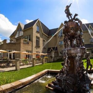 fountain patio_view from valley (002)