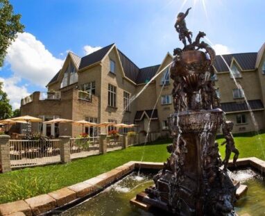 fountain patio_view from valley (002)